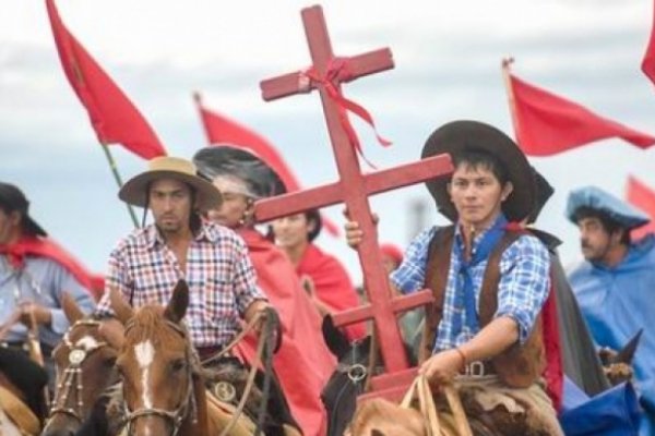 Monseñor Canecín animó a la esperanza a los devotos de la Cruz Gil