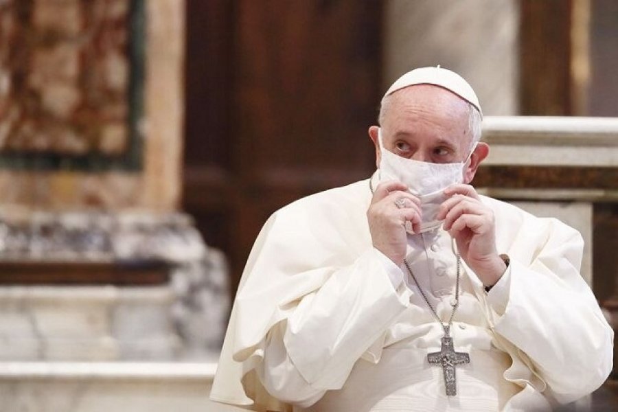 Vacunaron al Papa Francisco contra el Coronavirus
