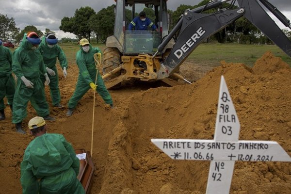 Se acabaron los tubos de oxígeno en Manaos, en una nueva ola de muertes por Covid-19