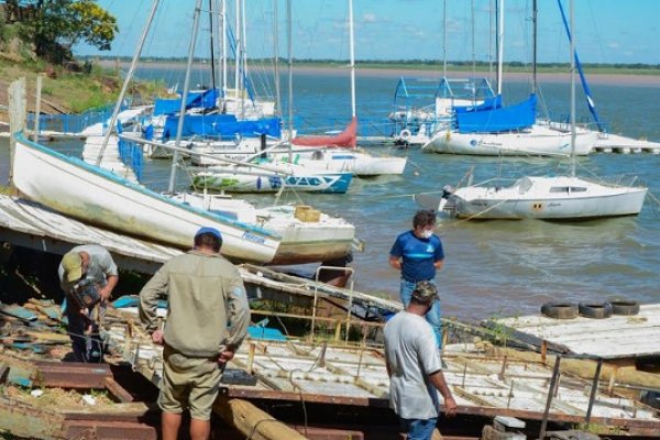 Arrancaron los trabajos de reforma de la marina