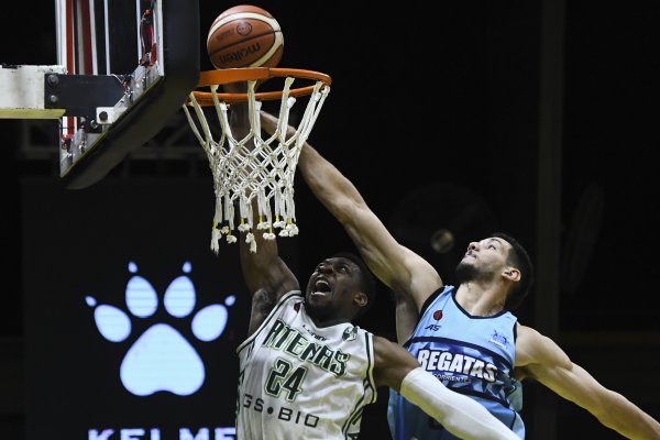 Regatas venció a Atenas de Córdoba