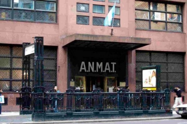 ANMAT prohibió una marca de azúcar tras encontrar piedras en una bolsa