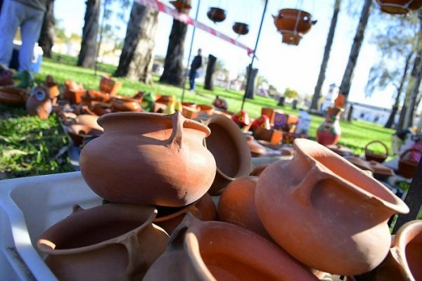 Exposiciones de artesanías y productos gastronómicos en los barrios San Martín y Ex Aero Club