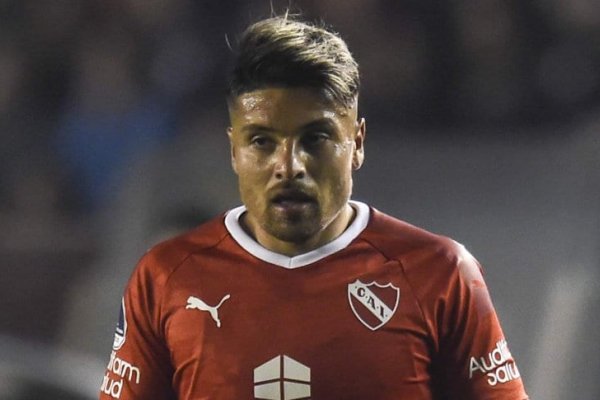 Palacios se ausentó nuevamente e Independiente le busca una salida