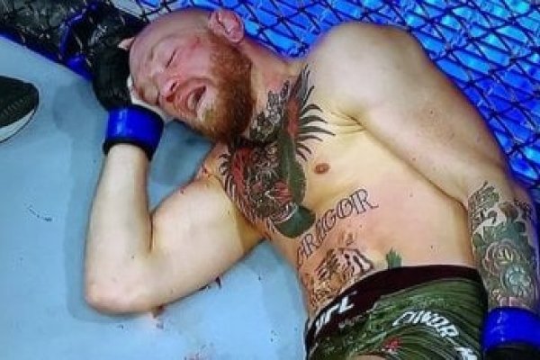 Dramático nocaut a McGregor en su vuelta a la UFC