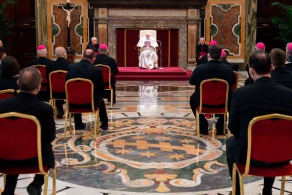 Papa Francisco: Catequesis es fundamental para la comunidad ante el coronavirus