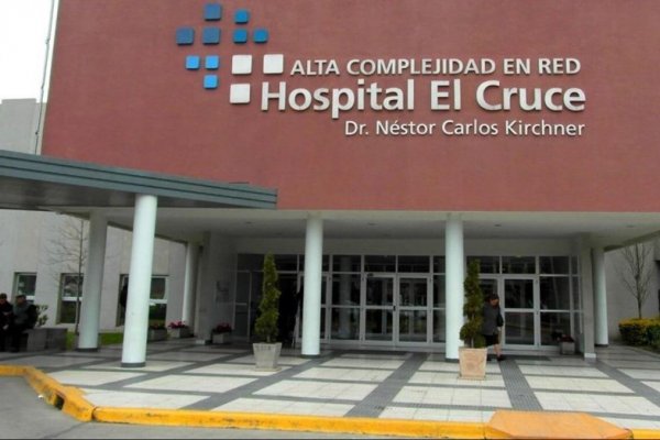 Un bebé murió por una salvaje golpiza y detuvieron a sus padres