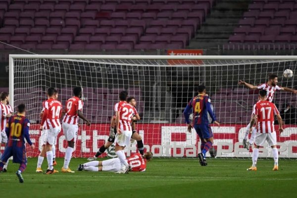 Con un golazo de Messi, Barcelona venció a Athletic en medio del escándalo