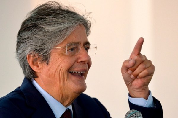 Vargas Llosa, el intelectual de los banqueros