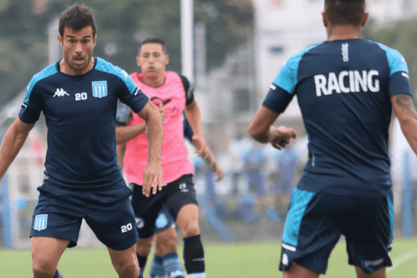 Con Cvitanich encendido, Racing ganó su primer amistoso del ciclo Pizzi