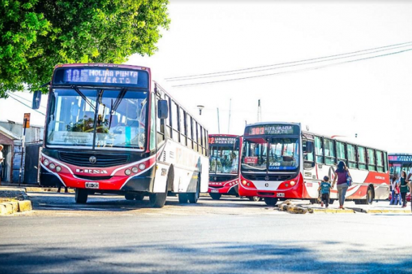 Nueva amenaza de paro de colectiveros en Corrientes