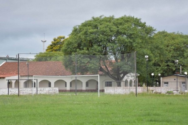 Alumnos del Escuela Hogar serán reubicados en tres establecimientos