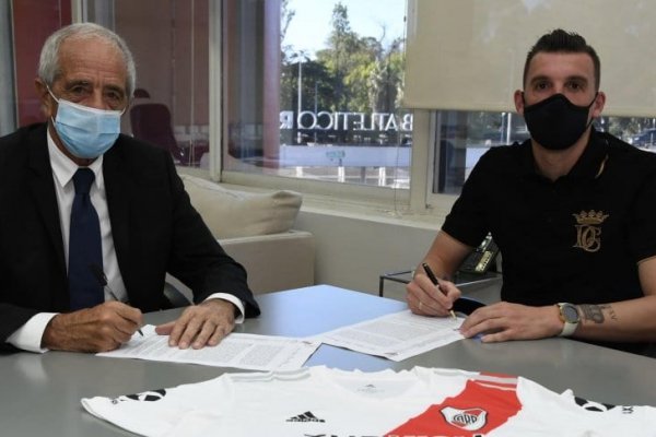 Franco Armani extendió un año más el contrato con River