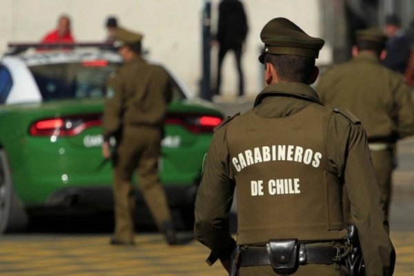 Carabineros chilenos asesinan a joven malabarista