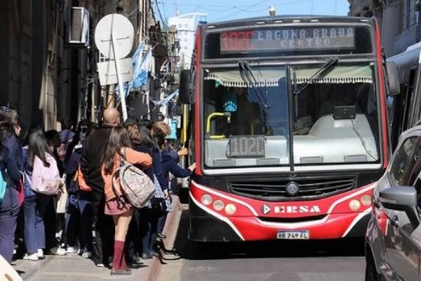 Amenaza de paro de colectivos en Corrientes