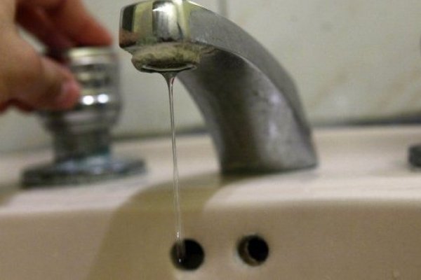 Este lunes 8 habrá baja presión de agua en el barrio Victor Colas