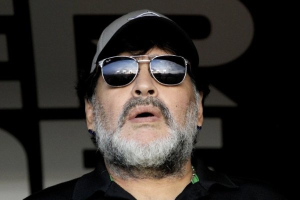 Diego Maradona: imputaron al psicólogo Carlos Díaz y a dos enfermeros