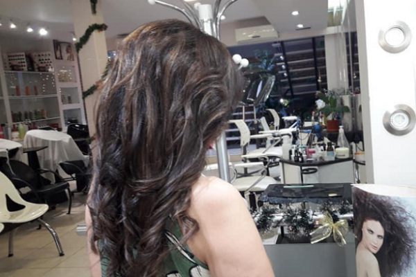 Cabellos con ondas divinos en el   Salón & Spa de Sandra Espínola