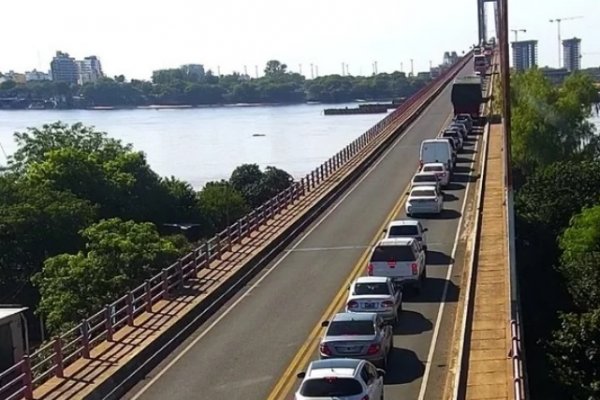 Las filas de ingreso a Corrientes superaron los 2 kilómetros
