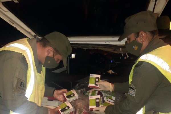 Gendarmería secuestró 200 celulares de contrabando