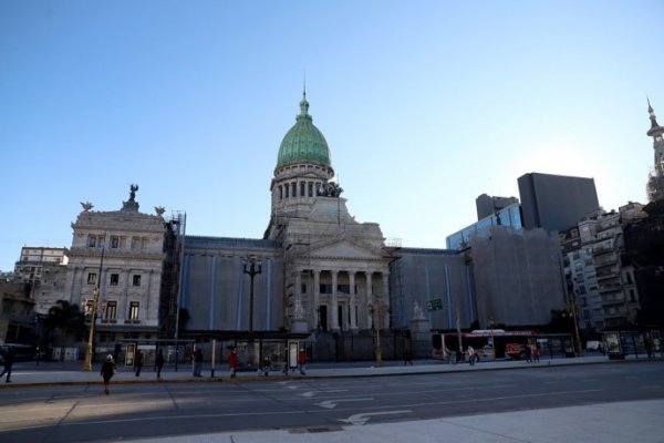 Velarán a Menem desde las 20 en el salón Azul del Senado y podrá entrar el público