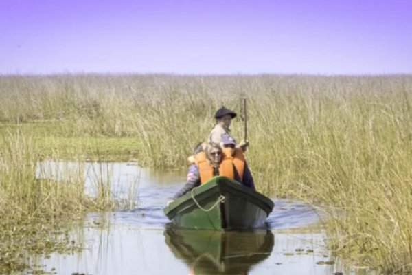 Corrientes promociona sus atractivos turísticos en la costa argentina