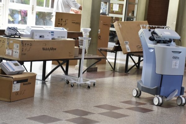 Salud entregó modernos equipamientos al hospital Pediátrico