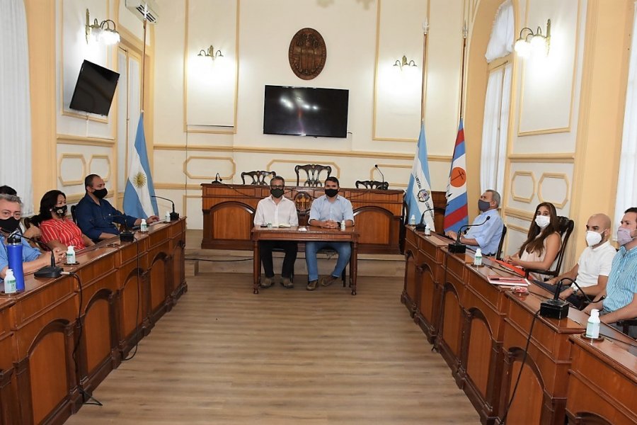 La Municipalidad convocó a la AOEM para iniciar la agenda paritaria