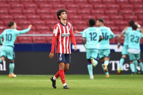 Atlético Madrid perdió con Levante pero sigue en la cima de La Liga