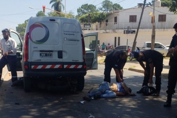 Capital: Motociclista murió tras chocar con una camioneta municipal