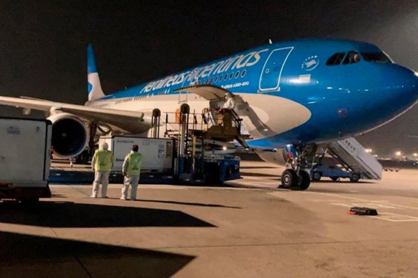 Partió desde Beijing el vuelo que trae la primera partida de la vacuna Sinopharm