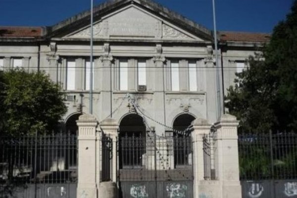 Piden saber sobre dictado de clases en Escuela Normal