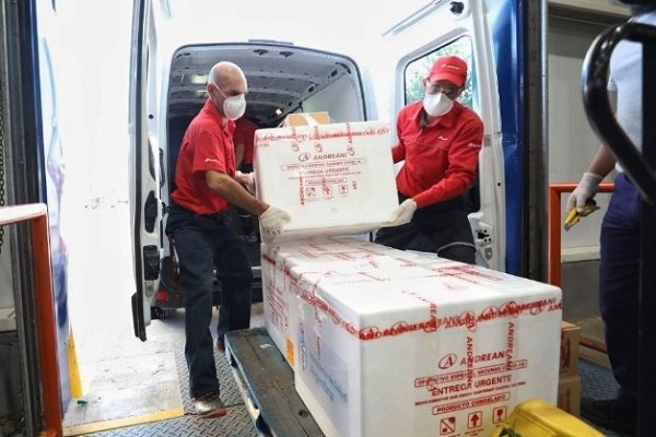 Llegaron más de 9 mil dosis de vacuna Sinopharm a Corrientes