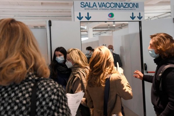 Italia superó los 100 mil muertos por coronavirus