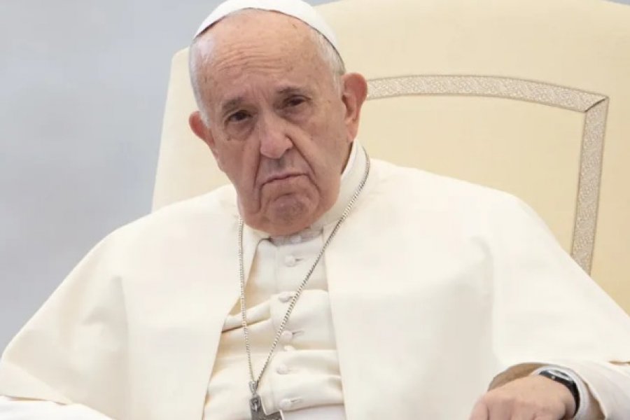¿Quién vende hoy las armas a los terroristas?, pregunta el Papa tras su viaje a Irak