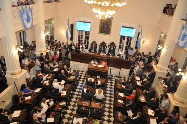 Senado prevé crear municipio de Malvinas