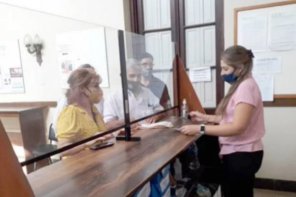 Trabajadores judiciales insisten con el aumento salarial del 30%