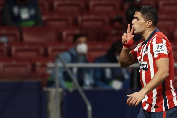 Atlético de Madrid derrotó a Alavés y estiró su liderazgo