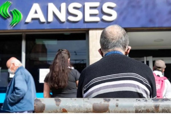 Cronograma de pagos de ANSES para este jueves 15