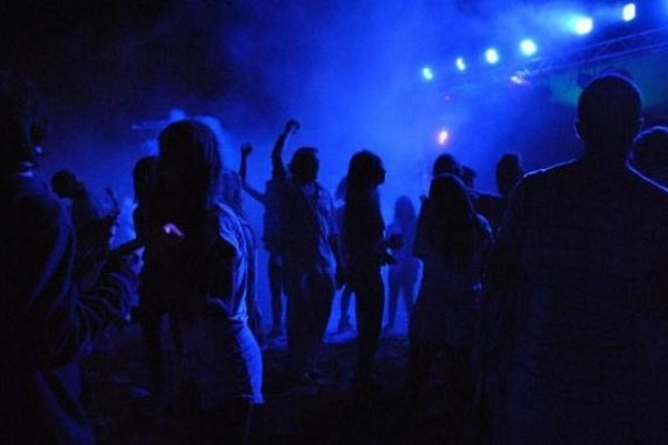 La Policía desactivó dos fiestas clandestinas en Corrientes