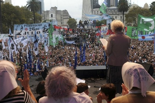 Fernández recordó a las víctimas del terrorismo de Estado y pidió castigo para los responsables