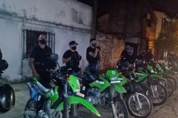 Controles policiales: Demoraron a 15 personas y secuestraron 13 motos