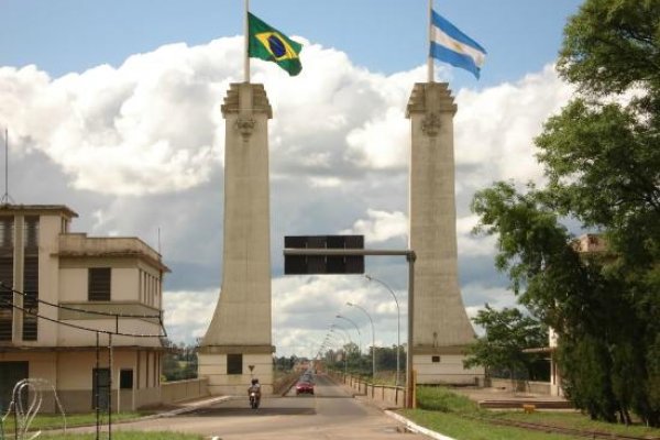 Camioneros piden ser vacunados y se manifestarán en el Puente Internacional de Libres- Uruguayana