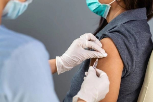 Habilitan vacunación COVID-19 para excombatientes de Malvinas