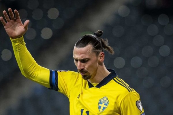 Con una asistencia exquisita de Ibrahimovic, Suecia goleó a Kosovo