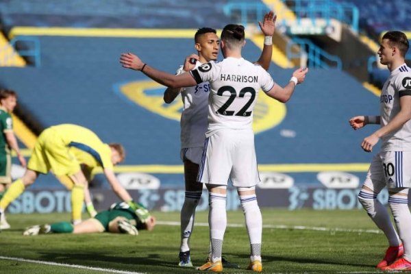 Leeds le ganó el clásico a Sheffield y sumó su segunda victoria consecutiva