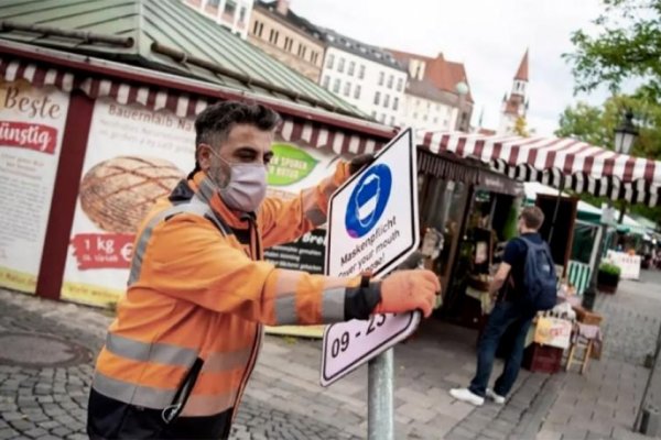 Europa intenta frenar la cuarta ola con restricciones y vacunas