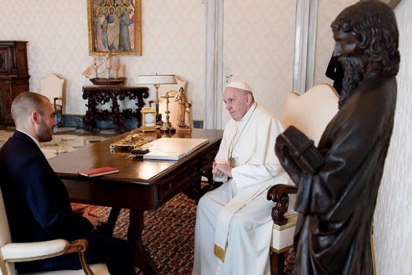 Guzmán se reunió con el papa Francisco en el Vaticano