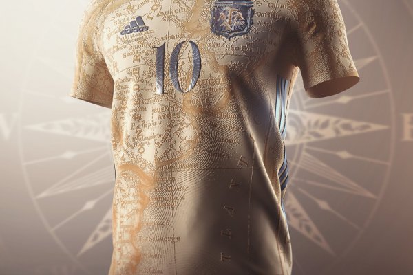 Falklands en vez de Malvinas: el diseño de la camiseta de la Selección Argentina que generó repudio