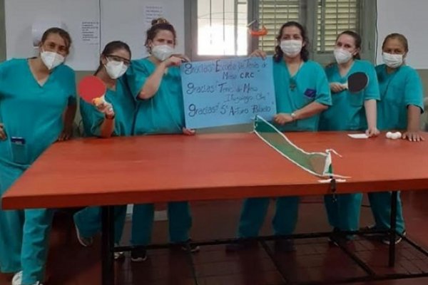 Donación de la escuela de Tenis de Mesa para el Hospital de Campaña